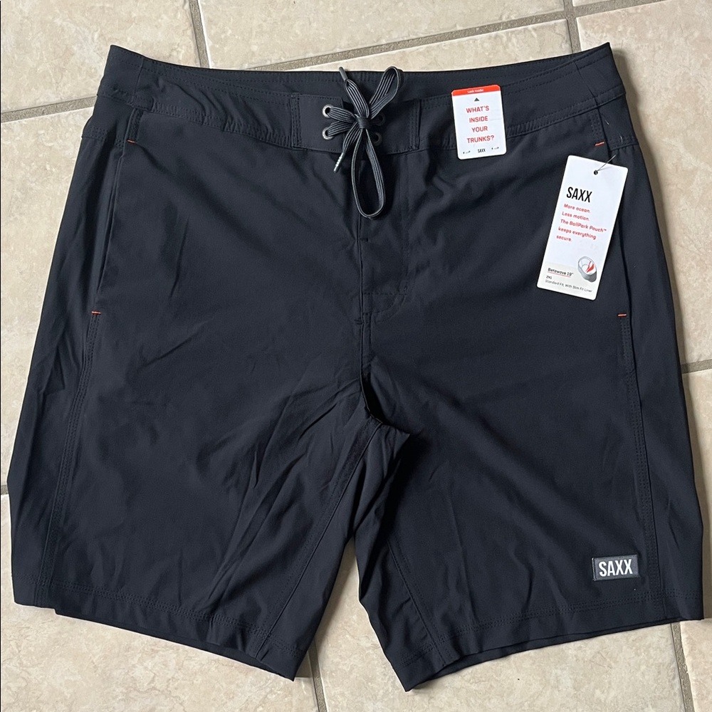 SAXX Men's Hybrid Board Shorts